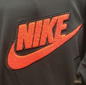 Meet your Posher, Leticia